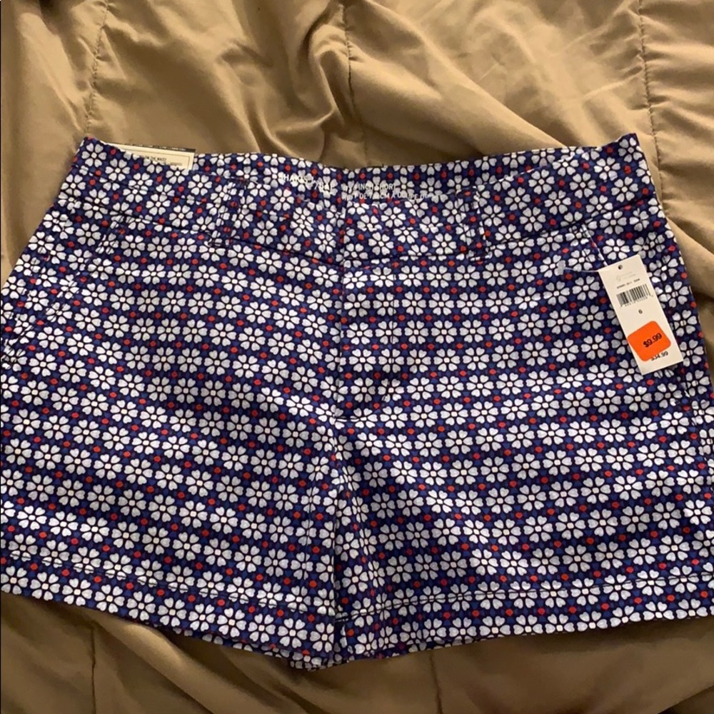 GAP Factory Blue Flower Shorts. NTW